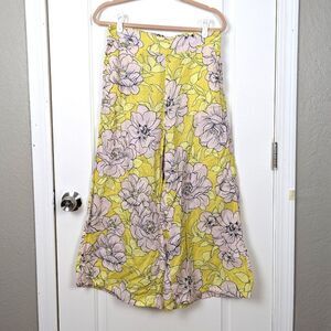 C&C California | Yellow Floral Wide Leg Pants Size Medium